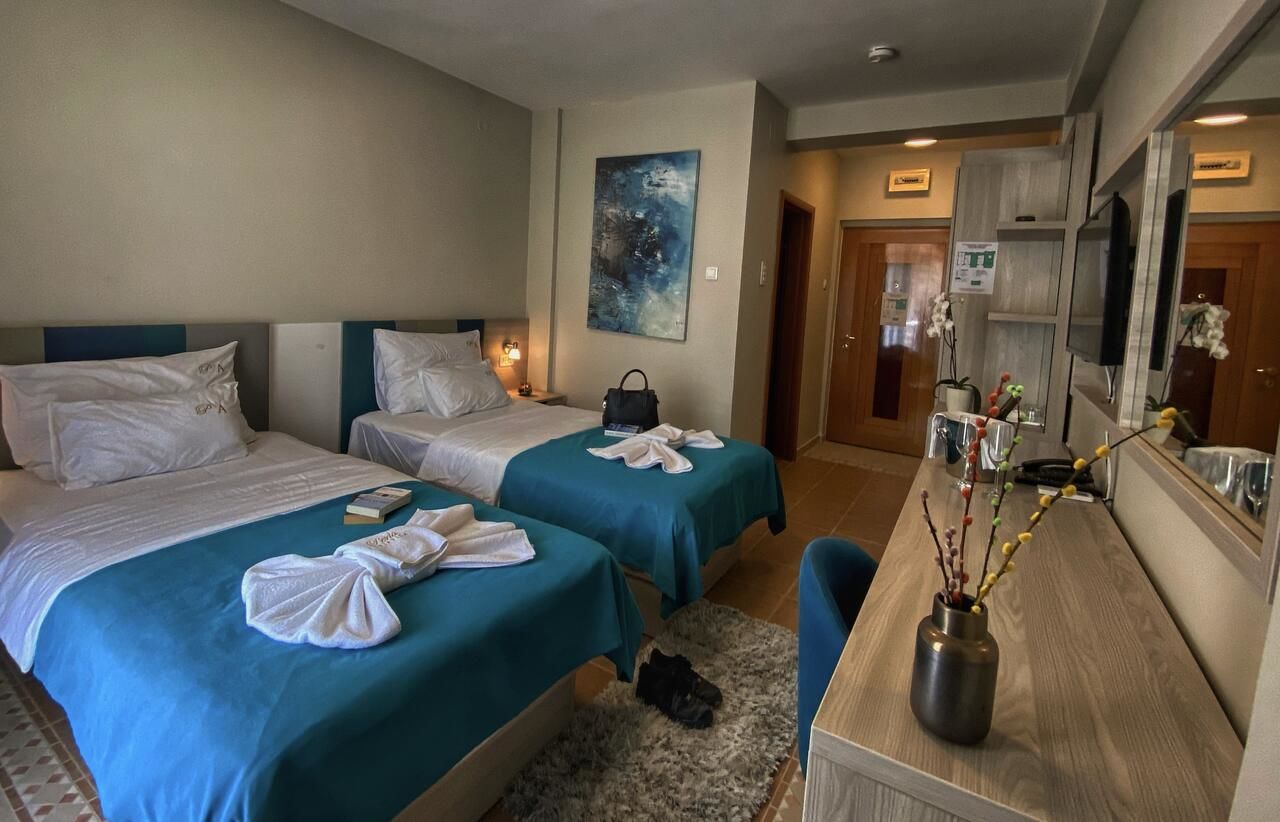 Отель Montebay Perla Прчань